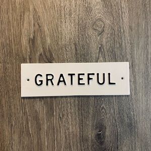 Hearth and Hand Magnolia ‘Grateful’ Sign